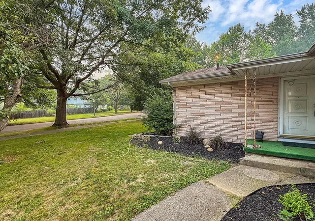 4th image of 3417 Ginger Snap Ln, Lansing, MI 48911 | MLS# 65026037125