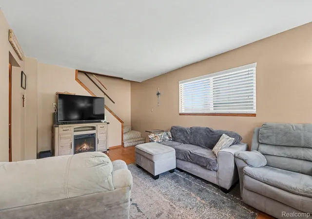 1st image of 815 N Conklin Rd, Lake Orion, MI 48362 | MLS# 20261055777