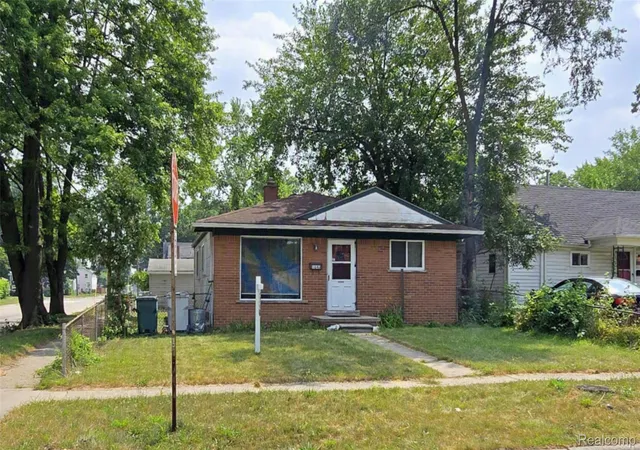 Photo 14 of Single family home for sale at 1040 E Bernhard Ave, Hazel Park, MI 48030 | MLS# 20261055778 | Listing updated on 2026-07-21