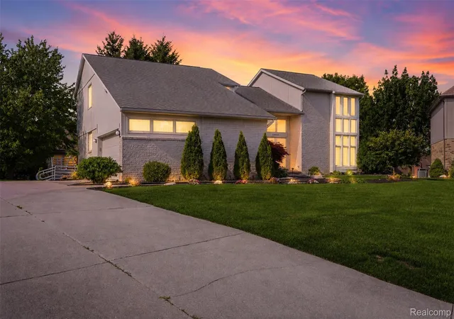1st image of 39044 Wilton Ct, Farmington Hills, MI 48331 | MLS# 20261055786