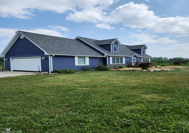 Photo 2 of Single family home for sale at 5350 Emmett Rd, Emmett, MI 48022 | MLS# 58050215467 | Listing updated on 2026-08-26