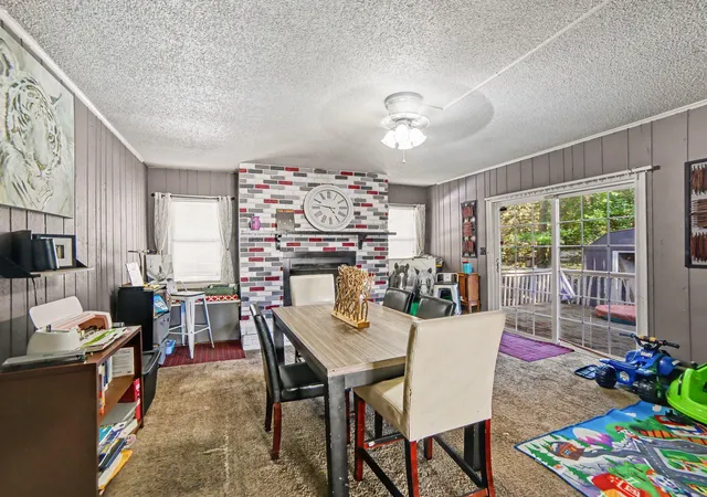 Photo 4 of Single family home for sale at 1324 Eastwood Dr, Muskegon, MI 49442 | MLS# 71026037142 | Listing updated on 2026-10-07