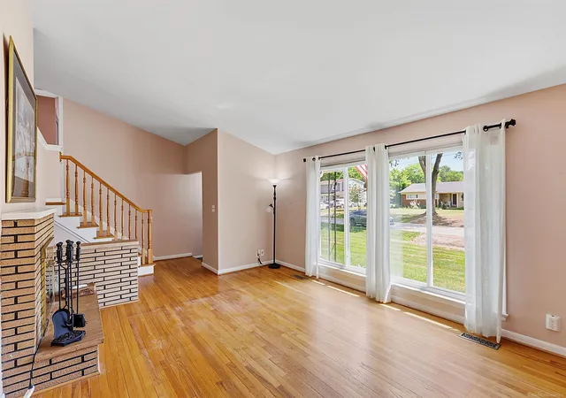 Photo 2 of Single family home for sale at 28239 Brandywine Rd, Farmington Hills, MI 48334 | MLS# 58050215474 | Listing updated on 2026-07-27