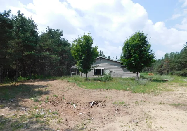2nd image of 11880 Pine Cvs, Kingsley, MI 49649 | MLS# 64026037160