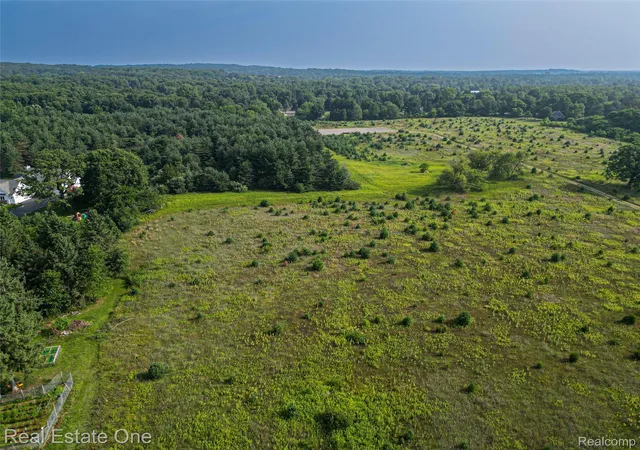 Photo 2 of Land for sale at 1915 N Hickory Ridge Rd, Highland, MI 48357 | MLS# 20261055828 | Listing updated on 2026-08-10