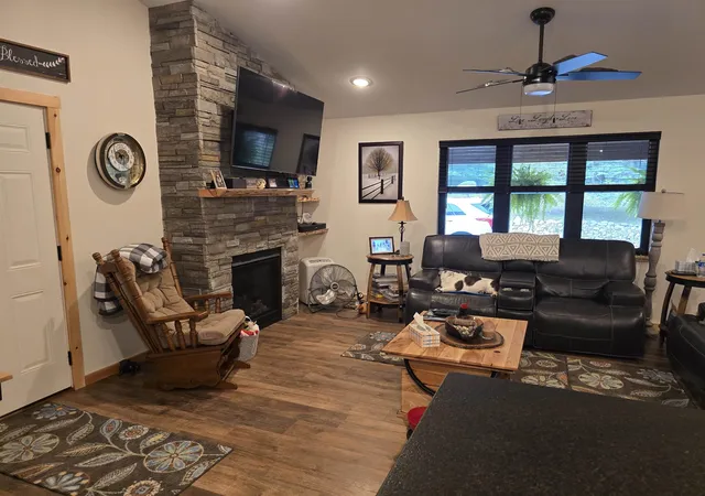 2nd image of 5005 White Birch Ln, Farwell, MI 48622 | MLS# 79080071258
