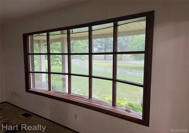 Photo 3 of Single family home for sale at 590 E Borland Rd, Imlay City, MI 48444 | MLS# 20261055844 | Listing updated on 2026-08-04