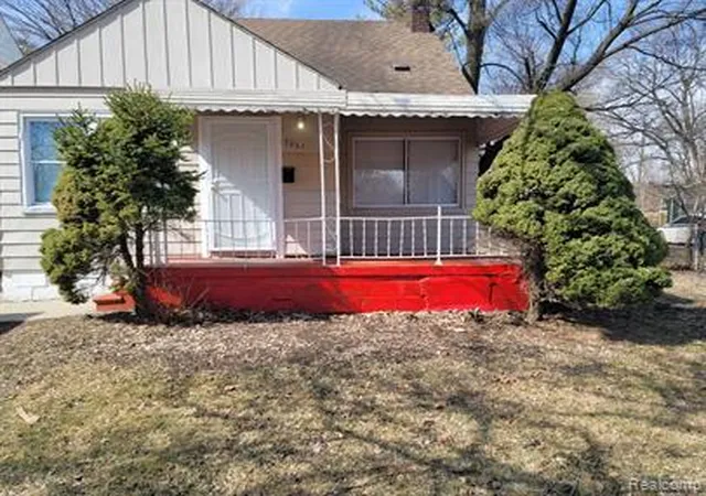 Photo 2 of Single family home for sale at 7261 Auburn St, Detroit, MI 48228 | MLS# 20261055855 | Listing updated on 2026-07-21