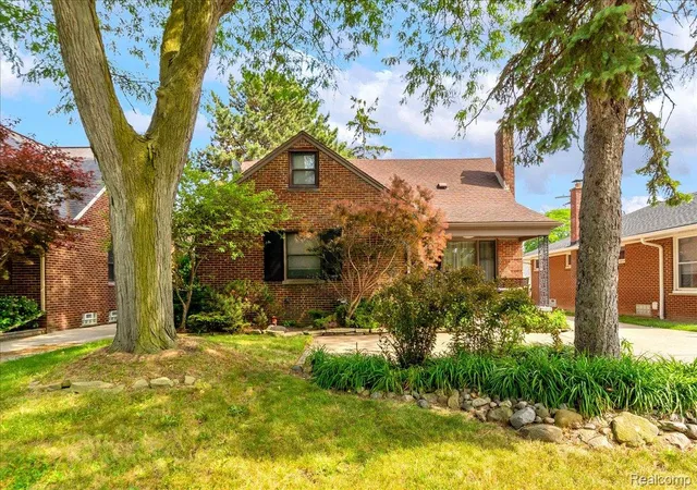 Photo 27 of Single family home for sale at 3015 Bembridge Rd, Royal Oak, MI 48073 | MLS# 20261055865 | Listing updated on 2026-09-06