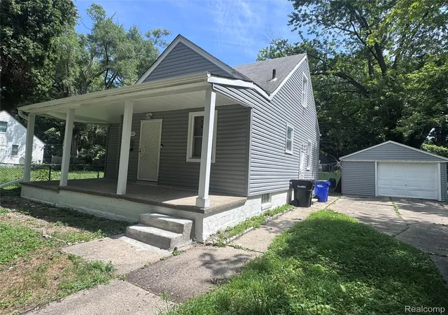 Photo 2 of Single family home for sale at 18190 Stout St, Detroit, MI 48219 | MLS# 20261055864 | Listing updated on 2026-08-22