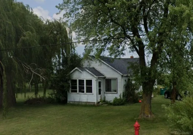 Photo 1 of Single family home for sale at 991 S Tuscola Rd, Bay City, MI 48708 | MLS# 58050215494 | Listing updated on 2026-08-21