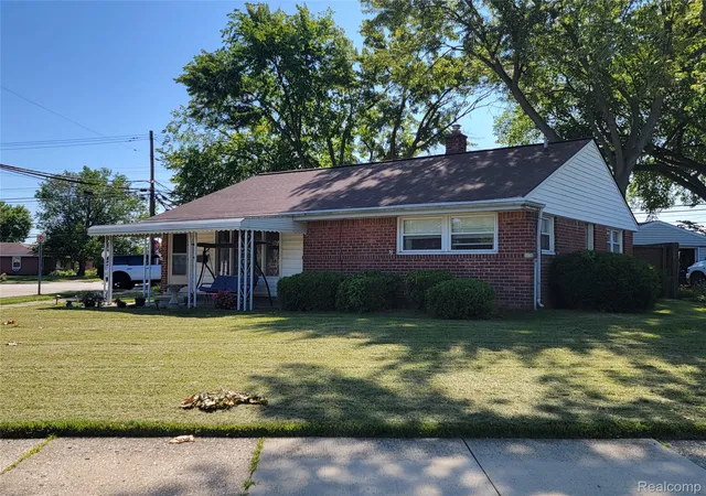 Photo 2 of Single family home for sale at 18511 Wendy, Riverview, MI 48193 | MLS# 20261055882 | Listing updated on 2026-08-29