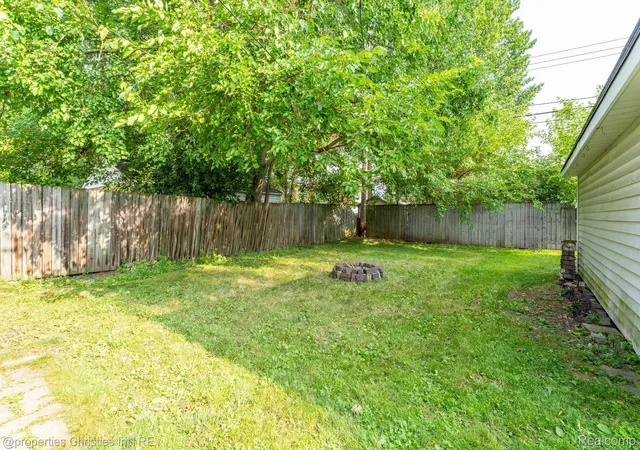 Photo 26 of Single family home for sale at 2424 Dallas Ave, Royal Oak, MI 48067 | MLS# 20261055911 | Listing updated on 2026-08-16