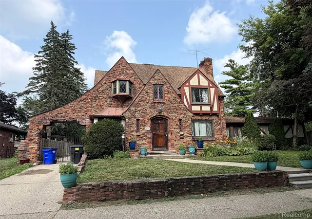 Photo 1 of Single family home for sale at 8215 Bramell, Redford, MI 48239 | MLS# 20261055916 | Listing updated on 2026-09-05