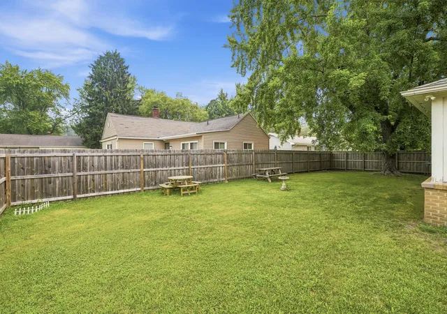 29th image of 179 Clardelle Ave, Benton Harbor, MI 49022 | MLS# 66026037204