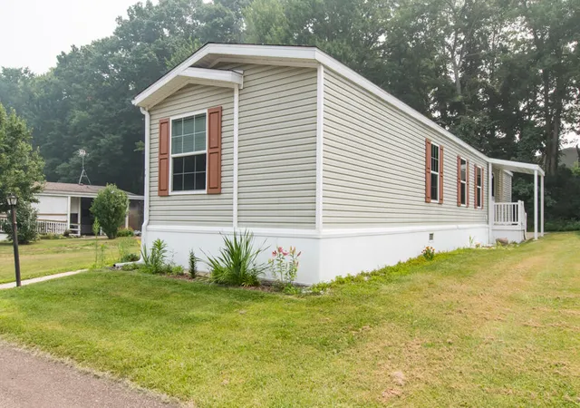 22nd image of 1403 Miss Ellie Dr, Kalamazoo, MI 49009 | MLS# 66026037208