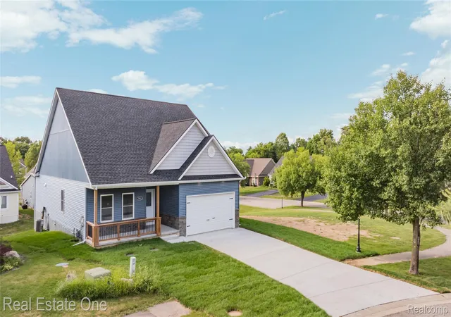 Photo 3 of Single family home for sale at 7453 Village Ct, Davisburg, MI 48350 | MLS# 20261055948 | Listing updated on 2026-09-06