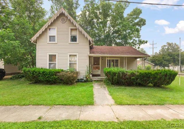 Photo 1 of Single family home for sale at 306 Summer St, Adrian, MI 49221 | MLS# 56050215520 | Listing updated on 2026-07-20