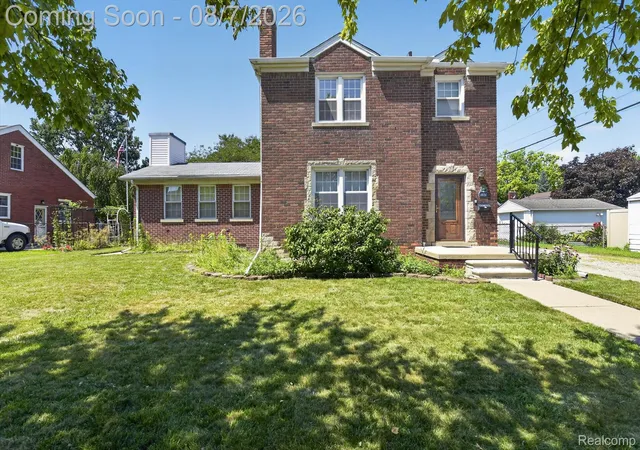 Photo 3 of Single family home for sale at 1830 19th Street, Wyandotte, MI 48192 | MLS# 20261055965 | Listing updated on 2026-08-27