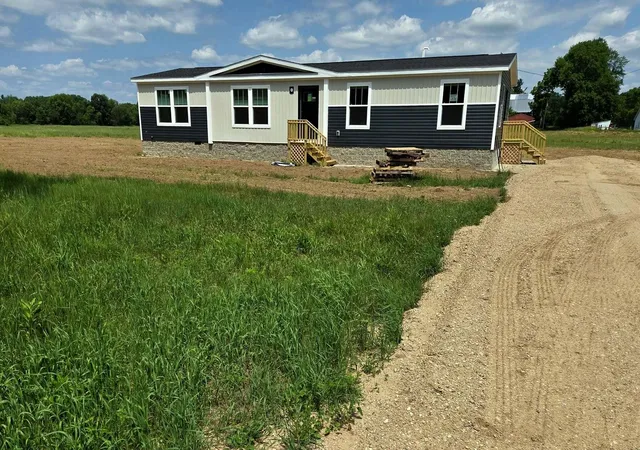 2nd image of 19068 W Yankee Rd, Morley, MI 49336 | MLS# 62026037225