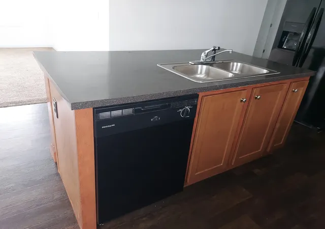 34th image of 2179 Leisure Ln, Traverse City, MI 49686 | MLS# 78080071271