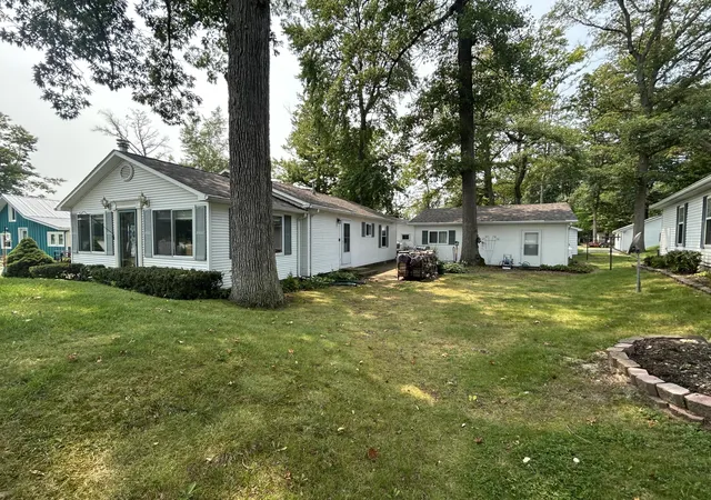 2nd image of 12232 Maple Hillsdale Co St, Montgomery, MI 49255 | MLS# 62026037228