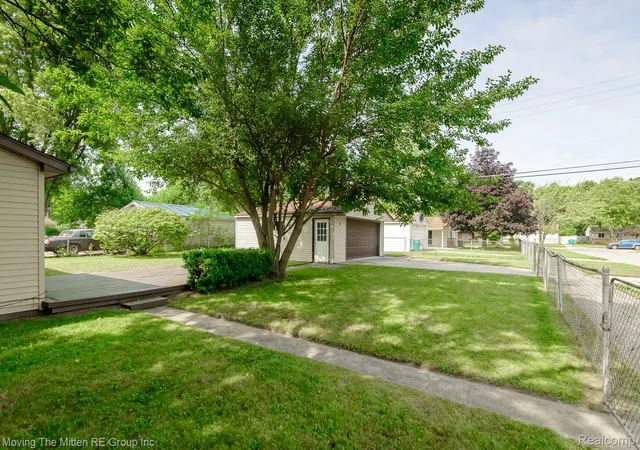 Photo 3 of Single family home for sale at 15538 Woodmont St, Romulus, MI 48174 | MLS# 20261055987 | Listing updated on 2026-09-10