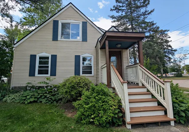 Photo 1 of Single family home for sale at 11802 Stuart St, Grand Blanc, MI 48439 | MLS# 20261055989 | Listing updated on 2026-08-04