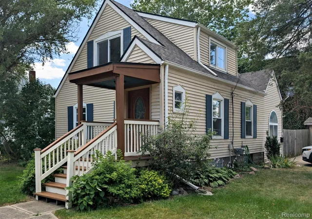 Photo 2 of Single family home for sale at 11802 Stuart St, Grand Blanc, MI 48439 | MLS# 20261055989 | Listing updated on 2026-08-04