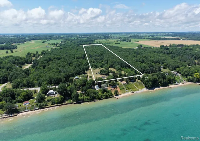 Photo 1 of Single family home for sale at 2898 Lakeshore Rd, Sanilac Township Sanilac, MI 48401 | MLS# 20261055998 | Listing updated on 2026-09-16