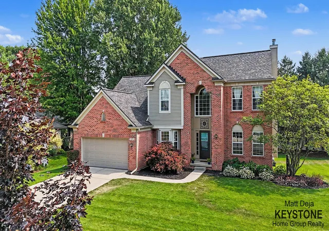 2nd image of 3870 Windwood Dr Ne, Rockford, MI 49341 | MLS# 65026037241