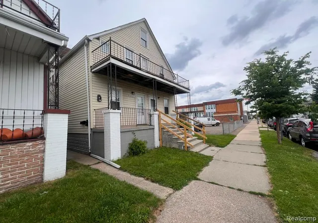 3rd image of 3337 Norwalk St, Hamtramck, MI 48212 | MLS# 20261056028