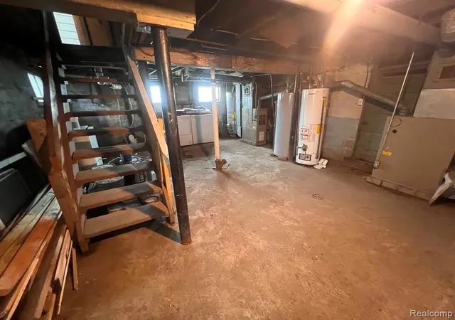 5th image of 3337 Norwalk St, Hamtramck, MI 48212 | MLS# 20261056028