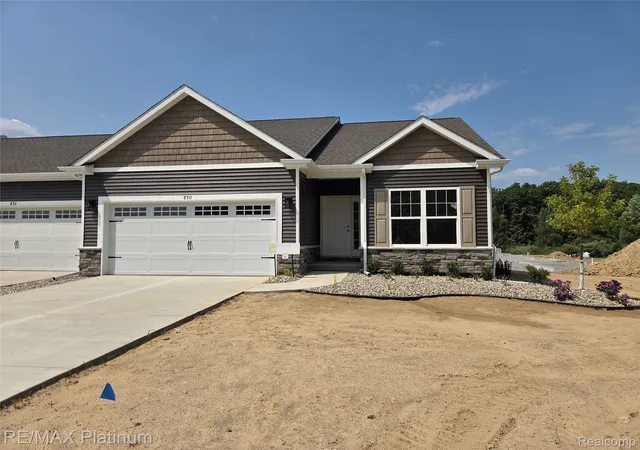 1st image of 850 Oakwood Cir #41, Fenton, MI 48430 | MLS# 20261056032