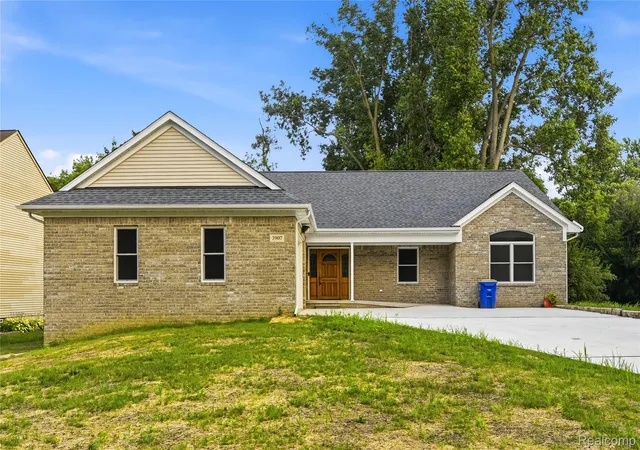 1st image of 3907 Pontiac Lake Rd, Waterford, MI 48328 | MLS# 20261056040