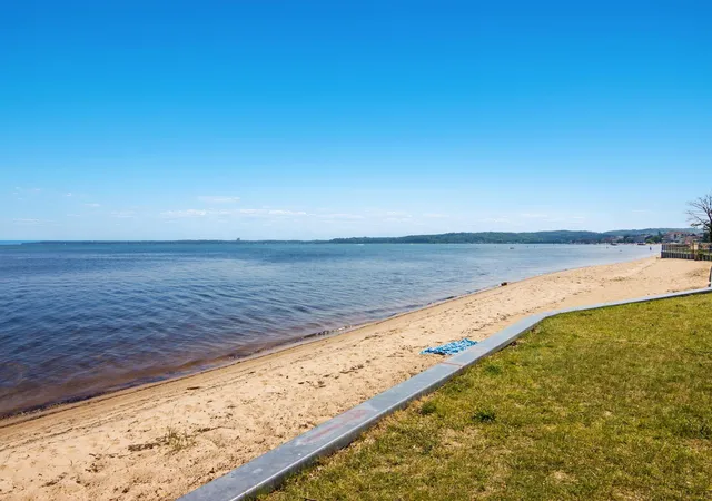 Photo 2 of Condo for sale at 4263 Mitchell Crk Dr, Traverse City, MI 49686 | MLS# 78080071275 | Listing updated on 2026-07-23