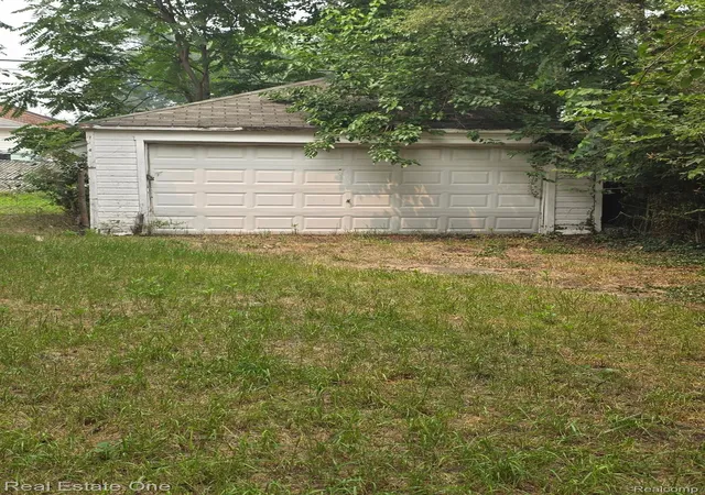 Photo 1 of Single family home for sale at 8728 7 Mile Rd, Detroit, MI 48221 | MLS# 20261056052 | Listing updated on 2026-09-25