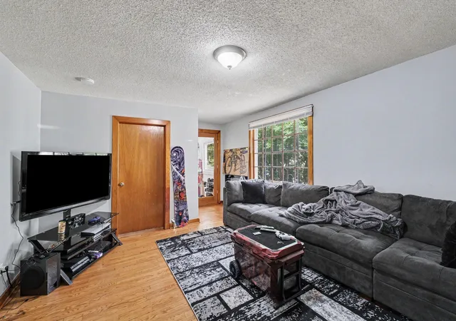 Listing Photo 4 - Condo for sale in building located at 717-719 5th St NW, Grand Rapids, MI 49504