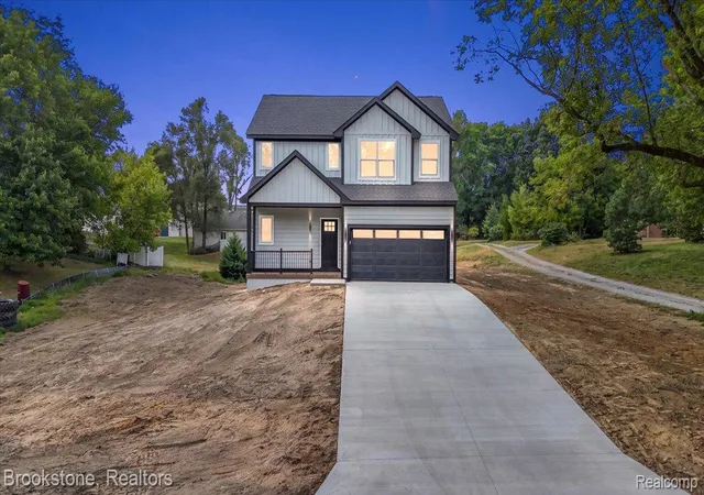 2nd image of 3080 W Newberry Rd, Waterford, MI 48329 | MLS# 20261056057