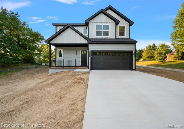 4th image of 3080 W Newberry Rd, Waterford, MI 48329 | MLS# 20261056057