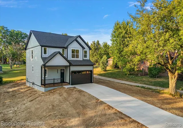 5th image of 3080 W Newberry Rd, Waterford, MI 48329 | MLS# 20261056057
