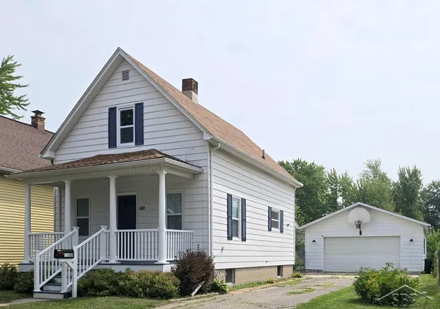 Photo 1 of Sale Pending at 1609 S Van Buren St, Bay City, MI 48708 | MLS# 61050215549 | Listing updated on 2026-07-22