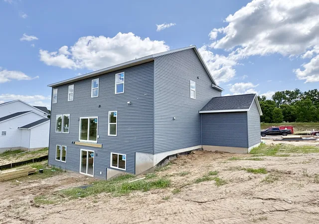 2nd image of 8321 Kettle Oak Dr Se, Alto, MI 49302 | MLS# 65026037258