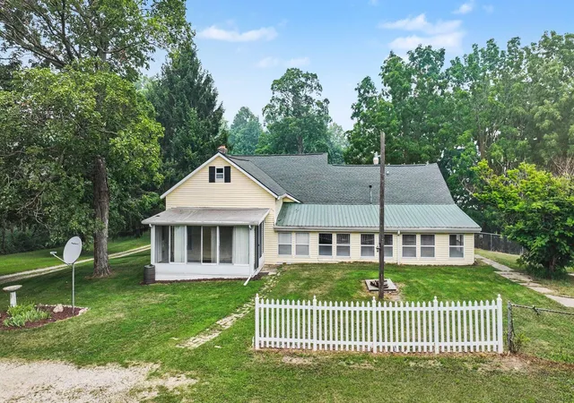 Photo 2 of Single family home for sale at 1268 117th Avenue, Martin, MI 49070 | MLS# 66026037259 | Listing updated on 2026-09-21