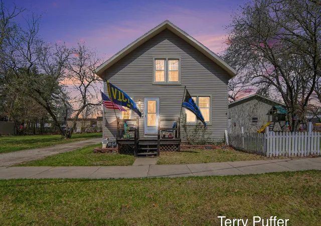 Photo 1 of Single family home for sale at 6488 3rd Street, Holton, MI 49425 | MLS# 71026037261 | Listing updated on 2026-09-08