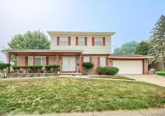 Photo 1 of Single family home for sale at 1401 Eldorado Dr, Flint, MI 48504 | MLS# 20261056079 | Listing updated on 2026-08-21