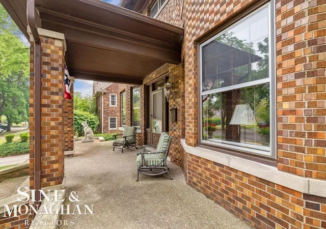 Photo 3 of Single family home for sale at 979 Lakepointe St, Grosse Pointe Park, MI 48230 | MLS# 58050215557 | Listing updated on 2026-07-22
