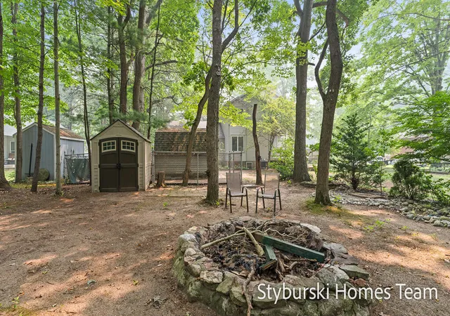 46th image of 19127 W Spring Lake Rd, Spring Lake, MI 49456 | MLS# 71026037270