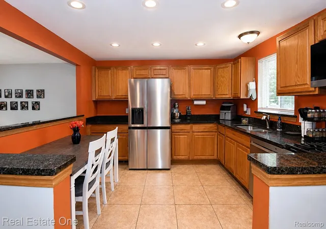 5th image of 15404 Colbert St, Romulus, MI 48174 | MLS# 20261056086