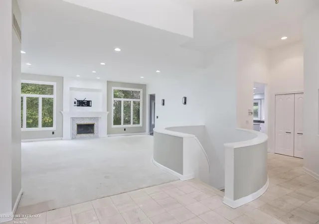 Photo 3 of Single family home for sale at 1268 Hidden View Dr, Lapeer, MI 48446 | MLS# 58050215562 | Listing updated on 2026-07-21